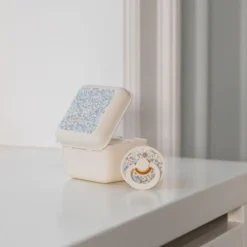 BIBS Sutter & Suttesnore*Liberty Sutteetui, Ivory