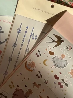 Konges sløjd Udklædning & Tilbehør*Konges Slojd Tattoos, Girl Mix Pack