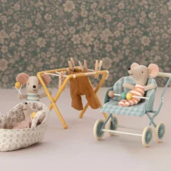 Maileg Dukkemøbler & Tilbehør*Klapvogn, Baby Mus - Mint