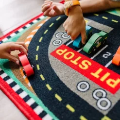 Melissa & Doug Aktivitetsstativ- Og Tæpper*Racer Taeppe